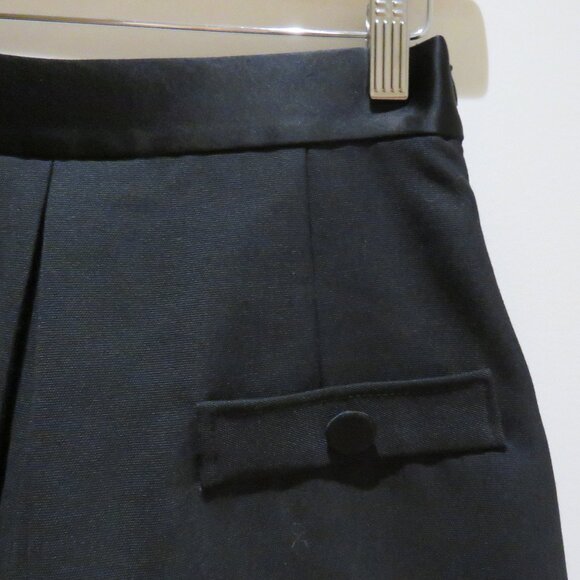 SANDRO Hugo High Waist Button Detail Pleat Shorts in Black Academia Quiet Luxury - Picture 4 of 13